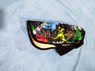 Chaleco matelasse con corderito para perros estampado dinosaurios