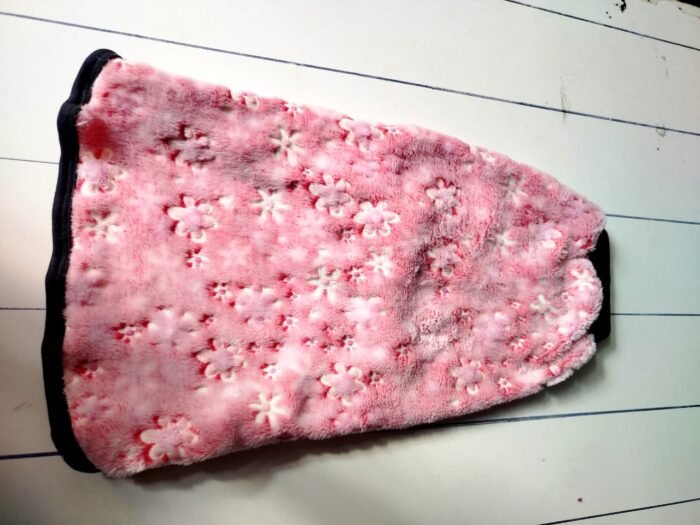 chaleco polar luminoso para perros que brillan en la oscuridad rosa/flores atras